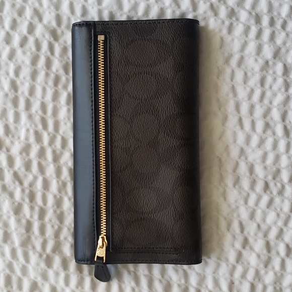 Coach Wallet - Picture 2 of 13